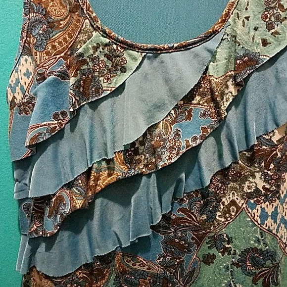 Ruffle top - Picture 3 of 3